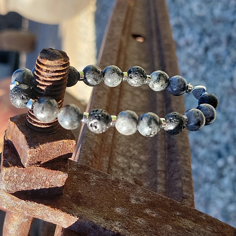 Labradorite Bracelet - Picture 5 of 6